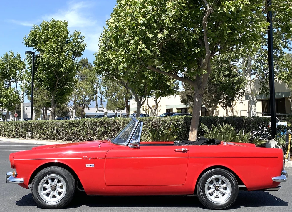 1964 Sunbeam Alpine - Image 8 of 31
