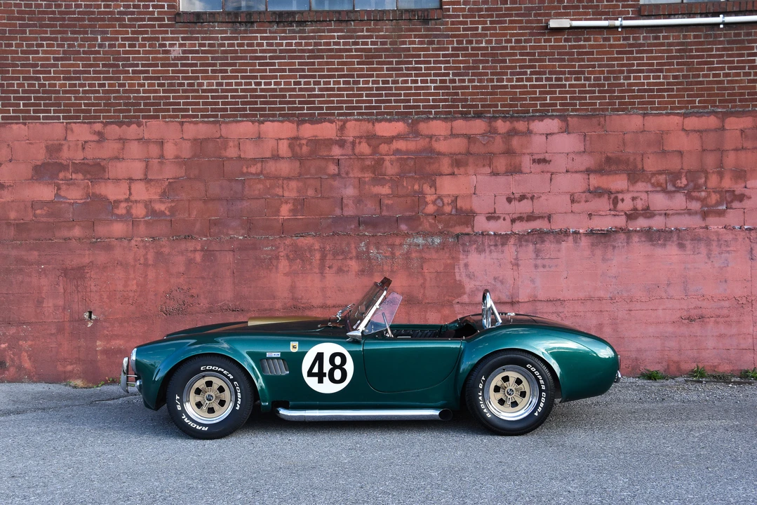 Shelby Cobra Replica - Image 21 of 31