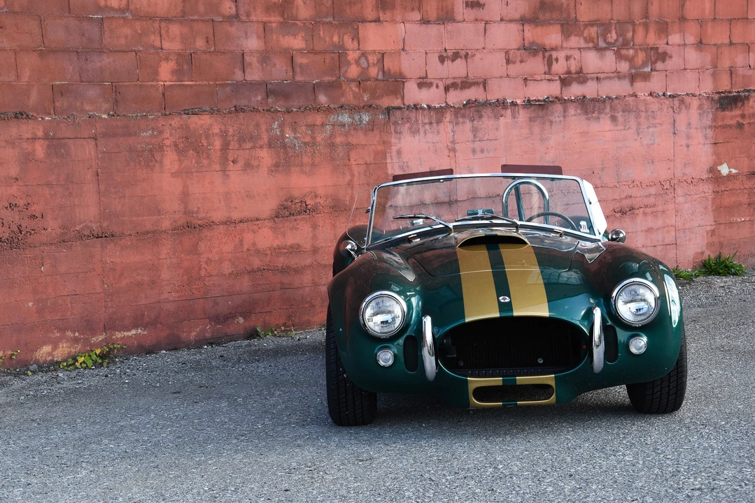 Shelby Cobra Replica - Image 3 of 31