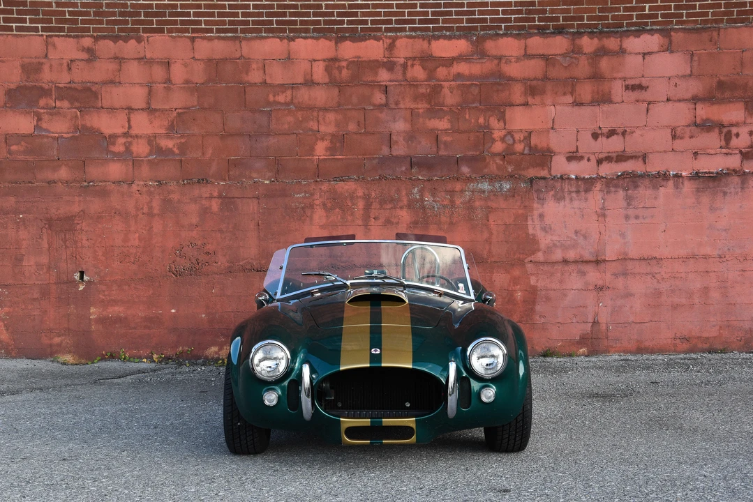 Shelby Cobra Replica - Image 8 of 31