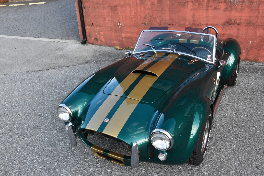 Shelby Cobra Replica - Image 10 of 31