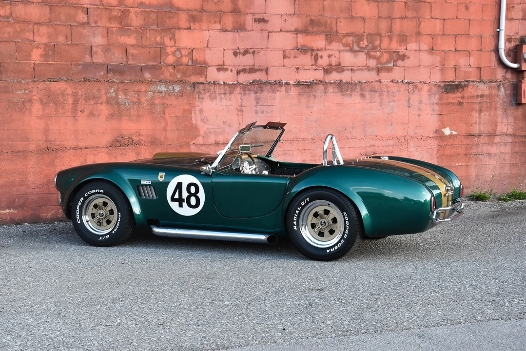 Shelby Cobra Replica - Image 23 of 31
