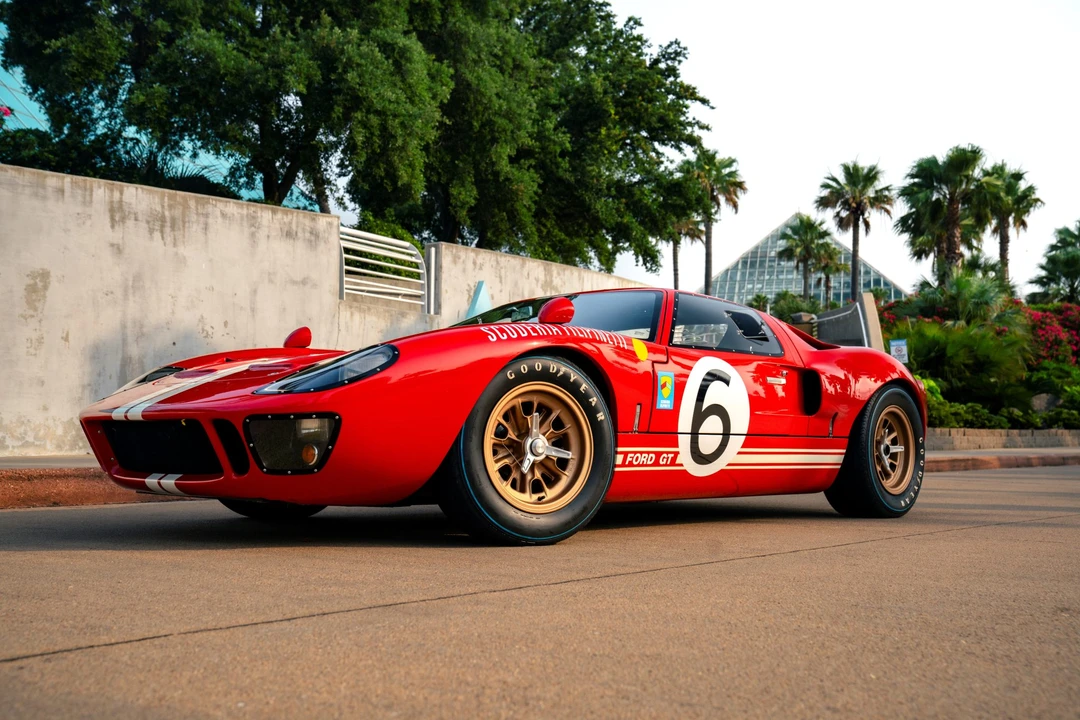 Ford Replica - Image 6 of 31