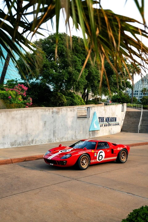 Ford Replica - Image 3 of 31