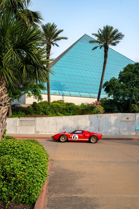 Ford Replica - Image 11 of 31