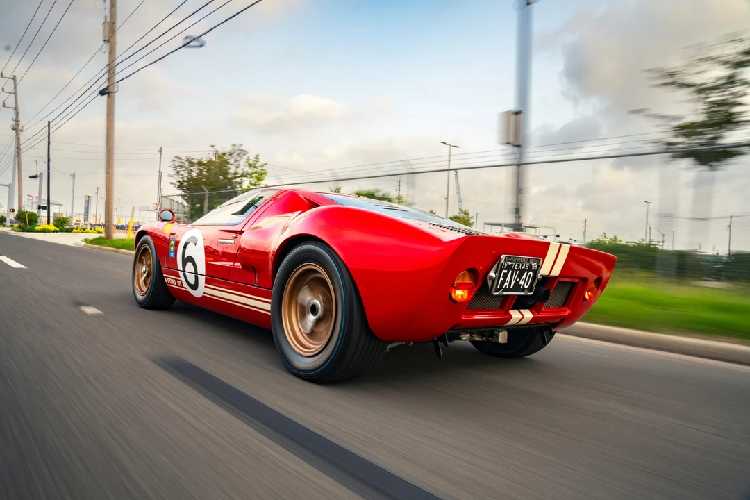 Ford Replica - Image 13 of 31