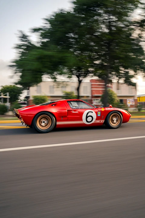 Ford Replica - Image 23 of 31