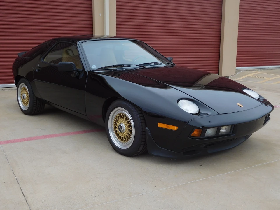 1986 Porsche 928 S - Image 7 of 31
