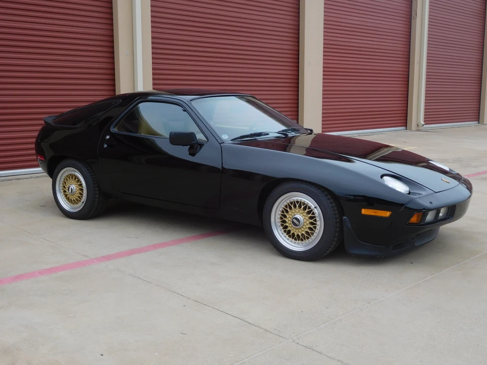 1986 Porsche 928 S - Image 8 of 31