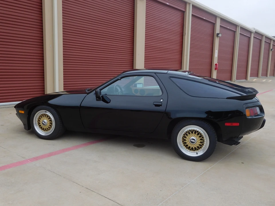1986 Porsche 928 S - Image 11 of 31