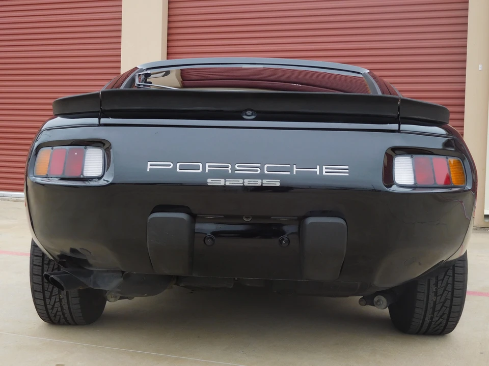 1986 Porsche 928 S - Image 15 of 31