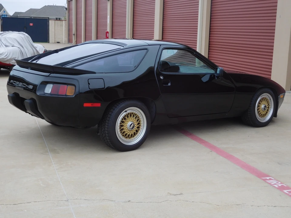 1986 Porsche 928 S - Image 18 of 31