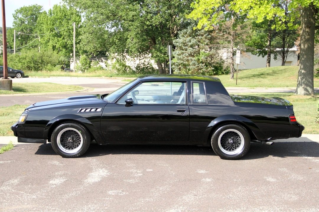 1987 Buick Grand National GNX - Image 5 of 31