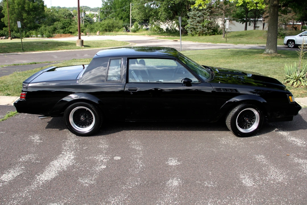 1987 Buick Grand National GNX - Image 18 of 31