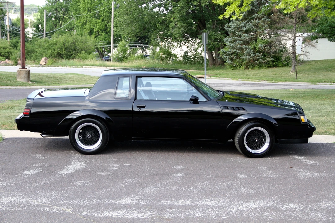 1987 Buick Grand National GNX - Image 19 of 31