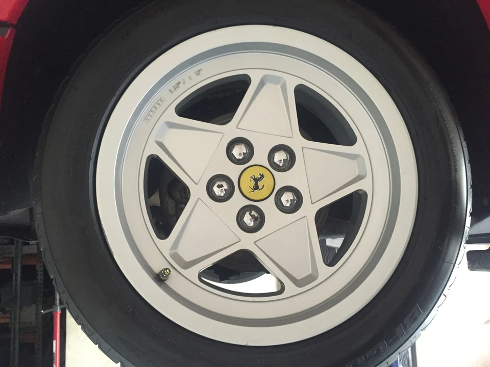 1987 Ferrari 328 GTS - Image 17 of 31