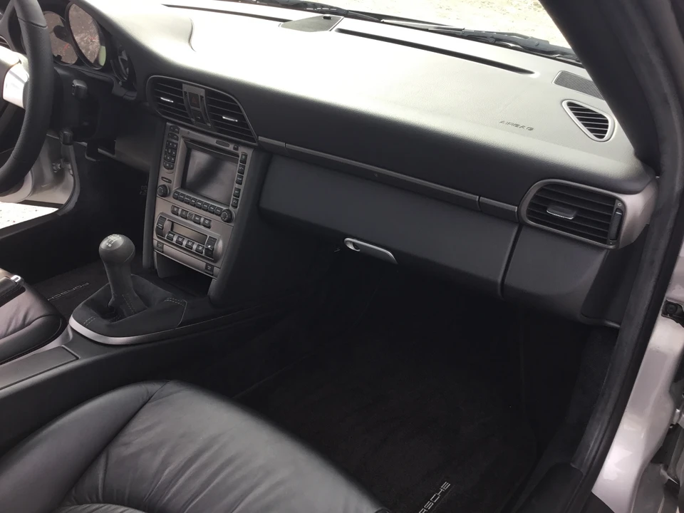 2005 Porsche 997 Carrera - Image 27 of 31