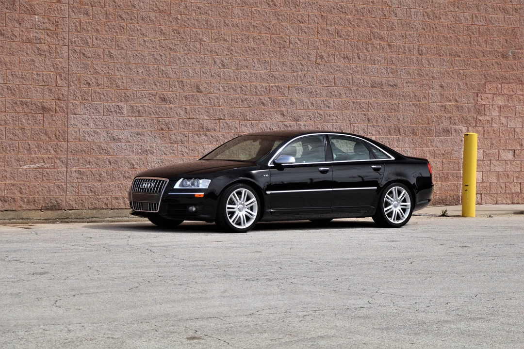 2007 Audi D3 S8 - Image 3 of 31