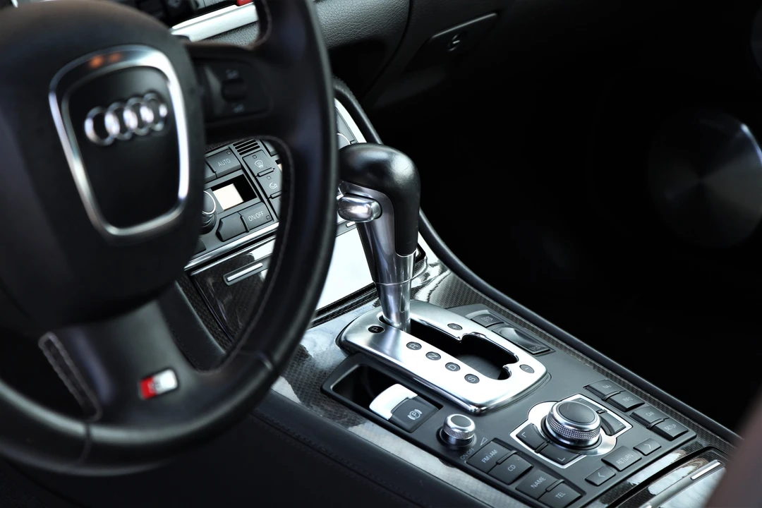 2007 Audi D3 S8 - Image 23 of 31