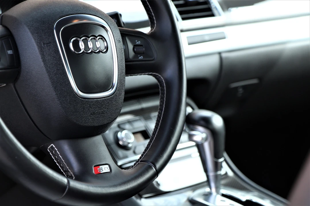 2007 Audi D3 S8 - Image 21 of 31