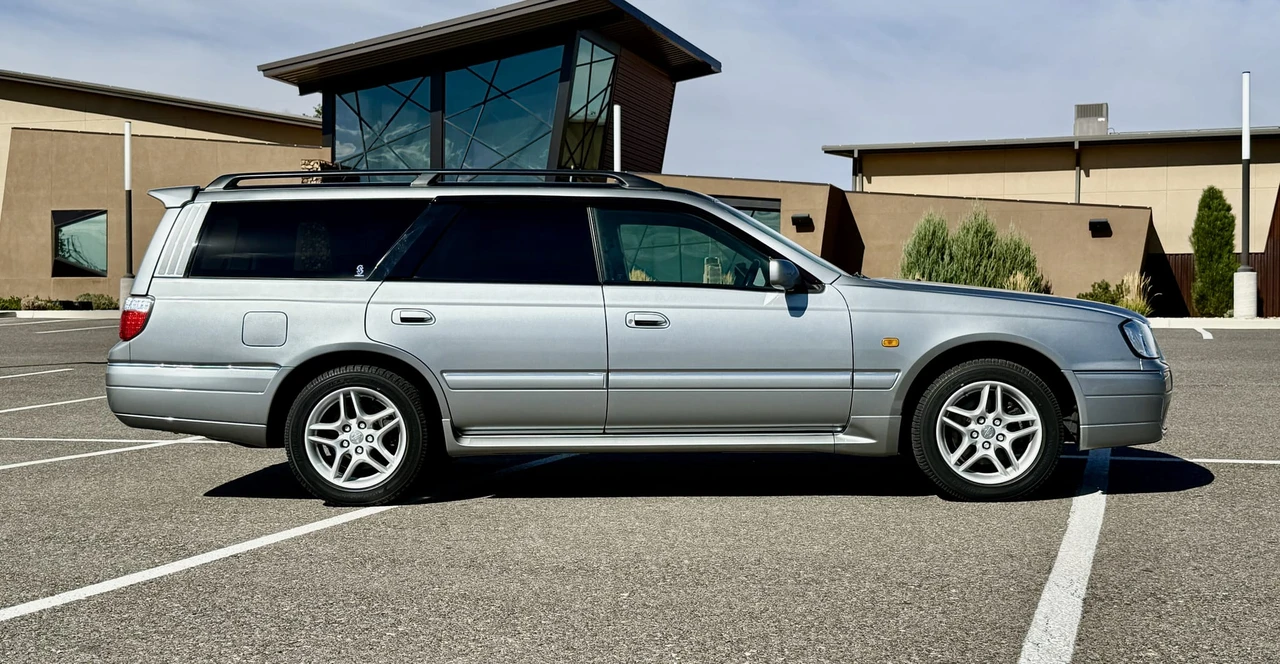 1999 Nissan Stagea 1st Gen - Image 19 of 31