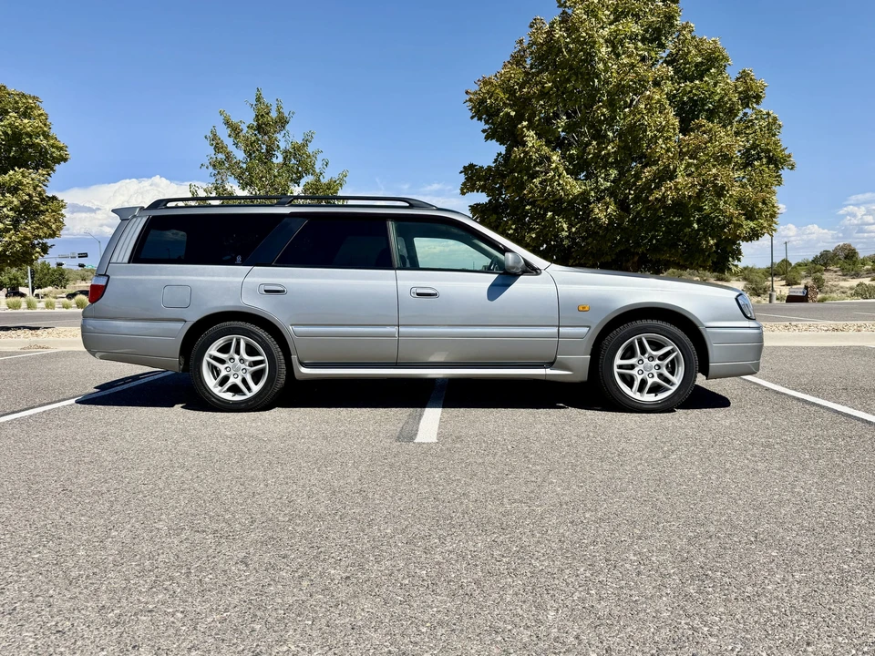 1999 Nissan Stagea 1st Gen - Image 15 of 31