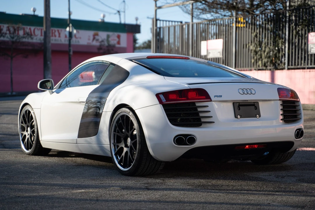 2008 Audi 42 R8 - Image 29 of 31