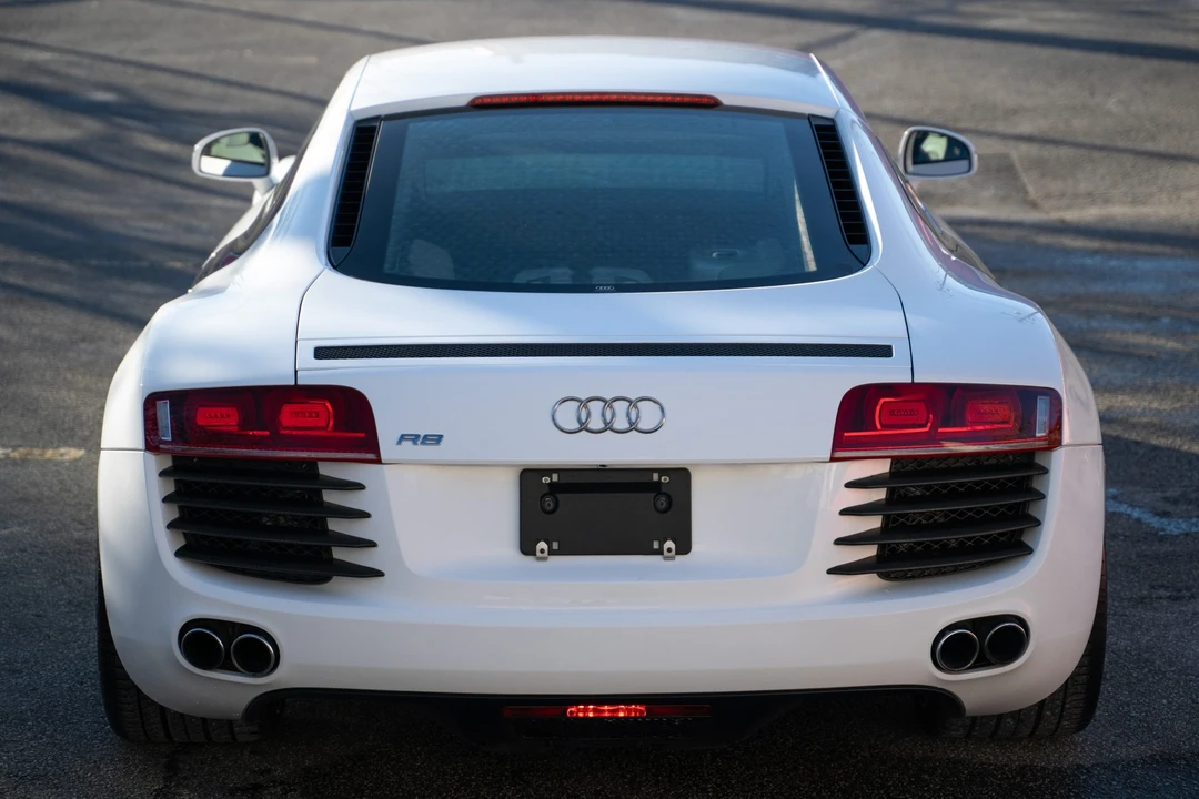 2008 Audi 42 R8 - Image 26 of 31