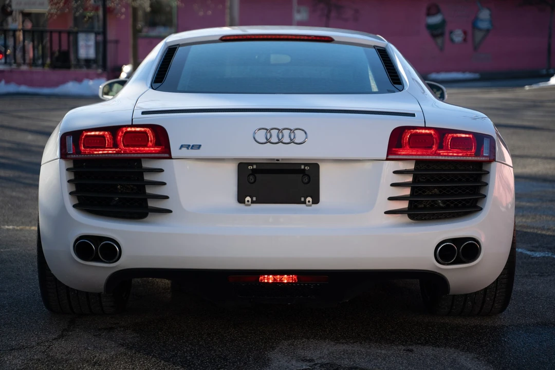 2008 Audi 42 R8 - Image 25 of 31