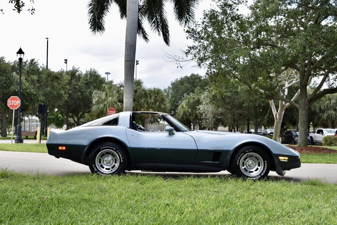 1982 Chevrolet Corvette C3 - Image 7 of 31
