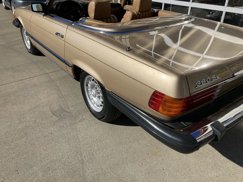1983 Mercedes-Benz R107 SL-Class - Image 25 of 31