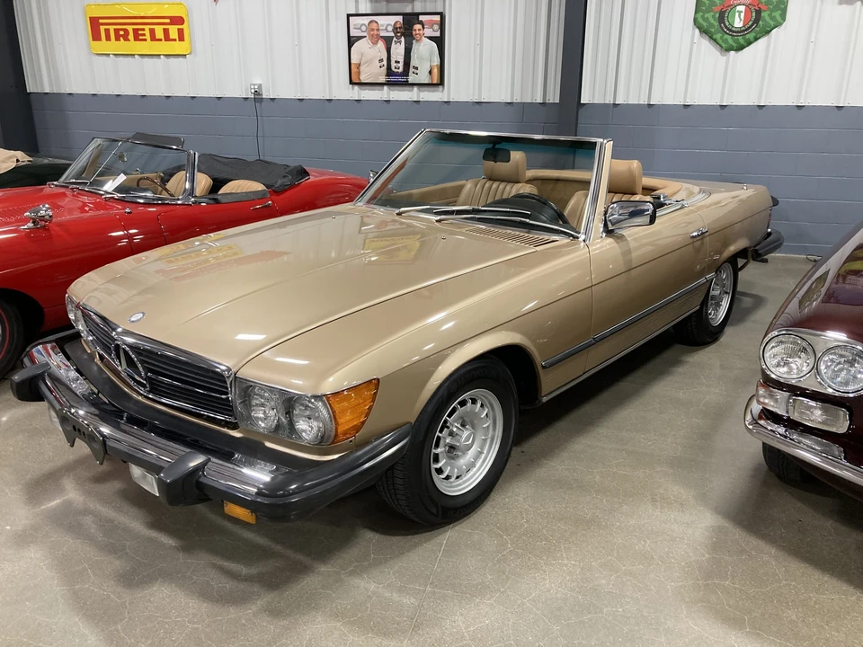 1983 Mercedes-Benz R107 SL-Class - Image 2 of 31