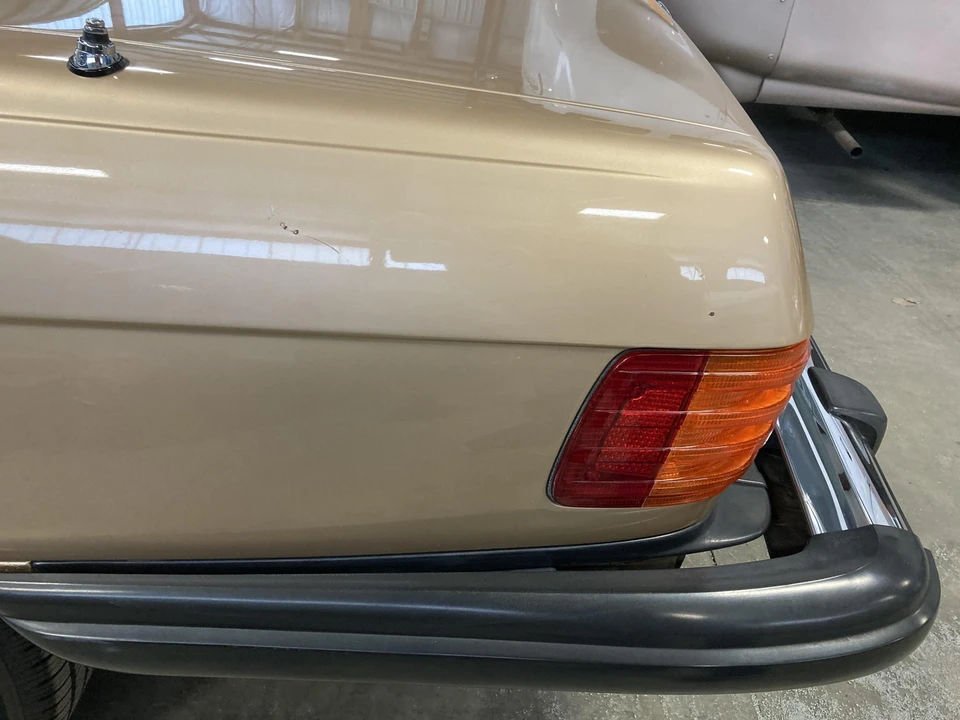 1983 Mercedes-Benz R107 SL-Class - Image 26 of 31