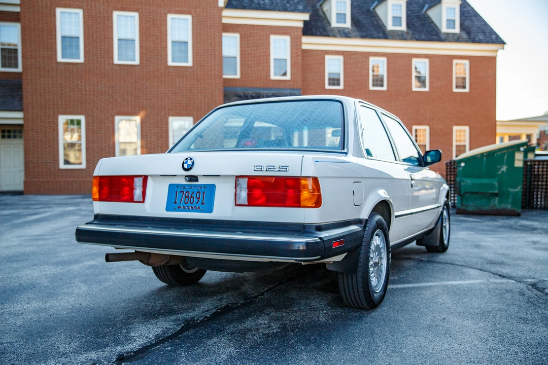1986 BMW E30 3 Series - Image 15 of 31