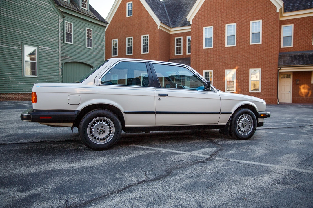1986 BMW E30 3 Series - Image 19 of 31