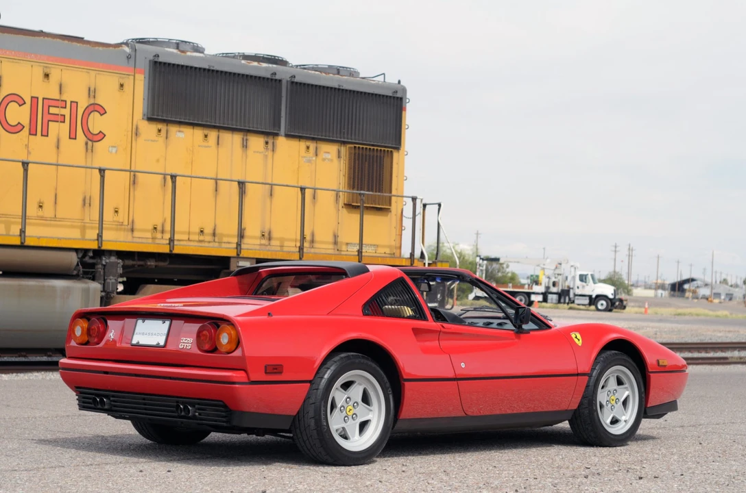 1986 Ferrari 328 GTS - Image 7 of 31
