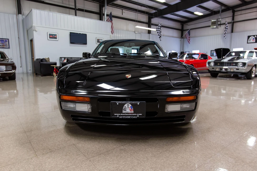 1986 Porsche 944 Turbo - Image 22 of 31