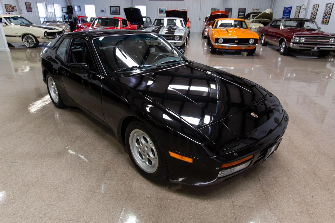 1986 Porsche 944 Turbo - Image 26 of 31