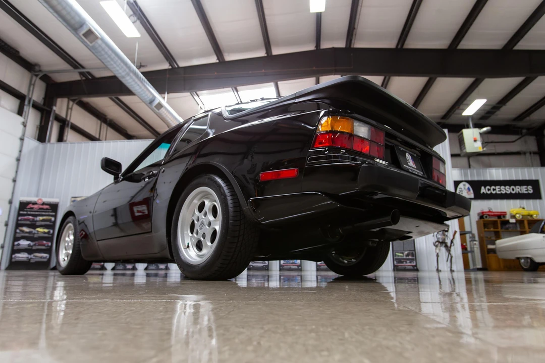 1986 Porsche 944 Turbo - Image 29 of 31