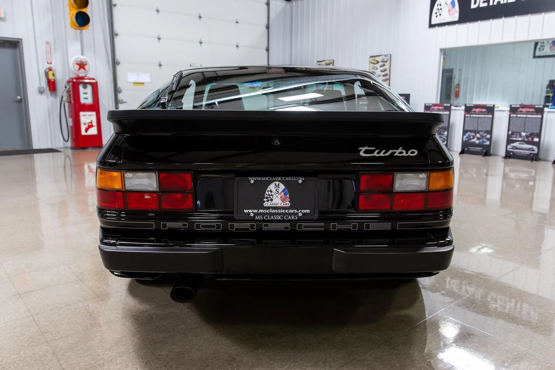 1986 Porsche 944 Turbo - Image 30 of 31