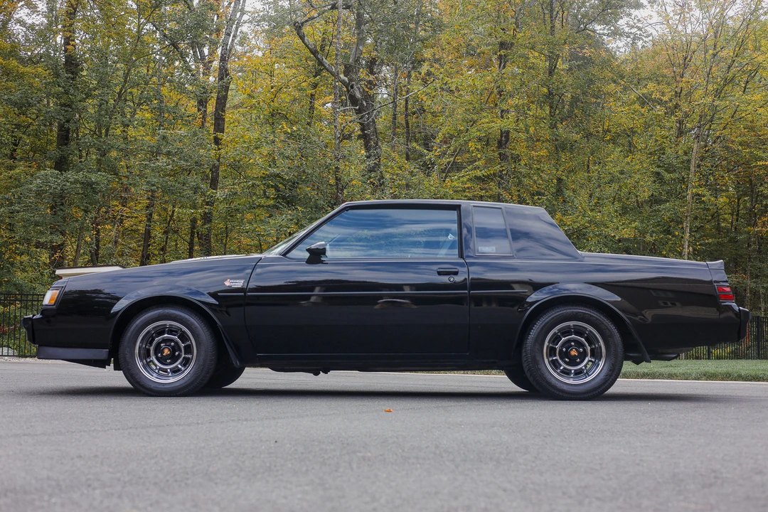 1987 Buick Grand National - Image 25 of 31