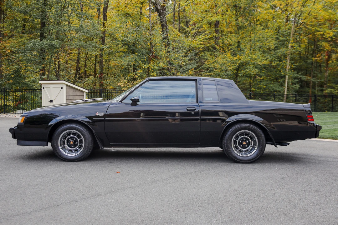 1987 Buick Grand National - Image 29 of 31