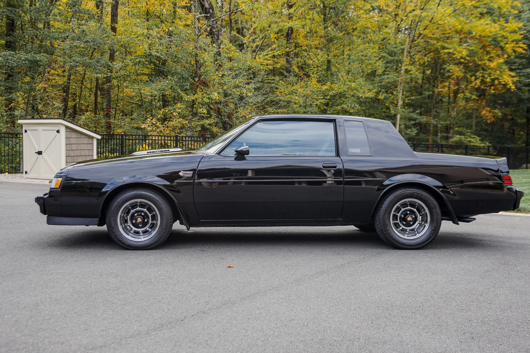 1987 Buick Grand National - Image 28 of 31