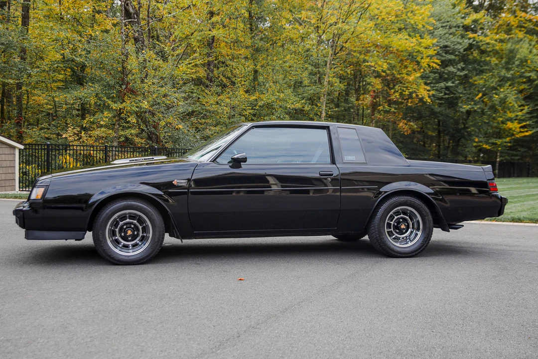 1987 Buick Grand National - Image 27 of 31