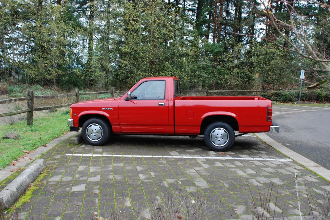 1987 Dodge Dakota 1st Gen - Image 19 of 31