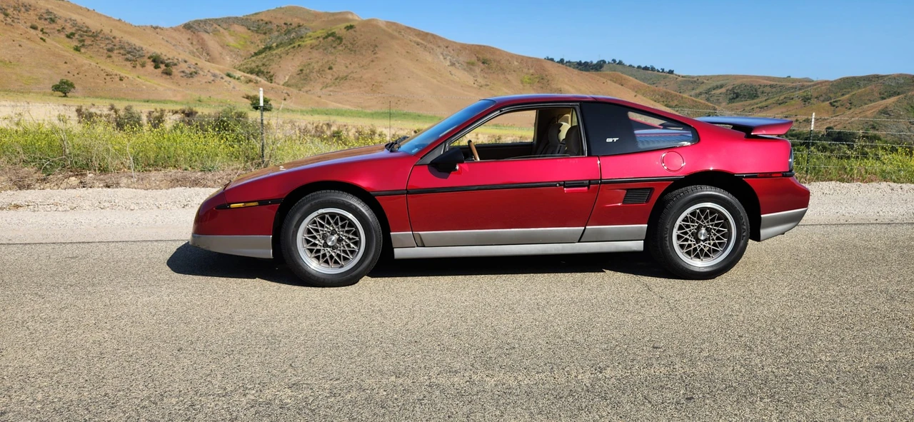 1987 Pontiac Fiero GT - Image 6 of 31