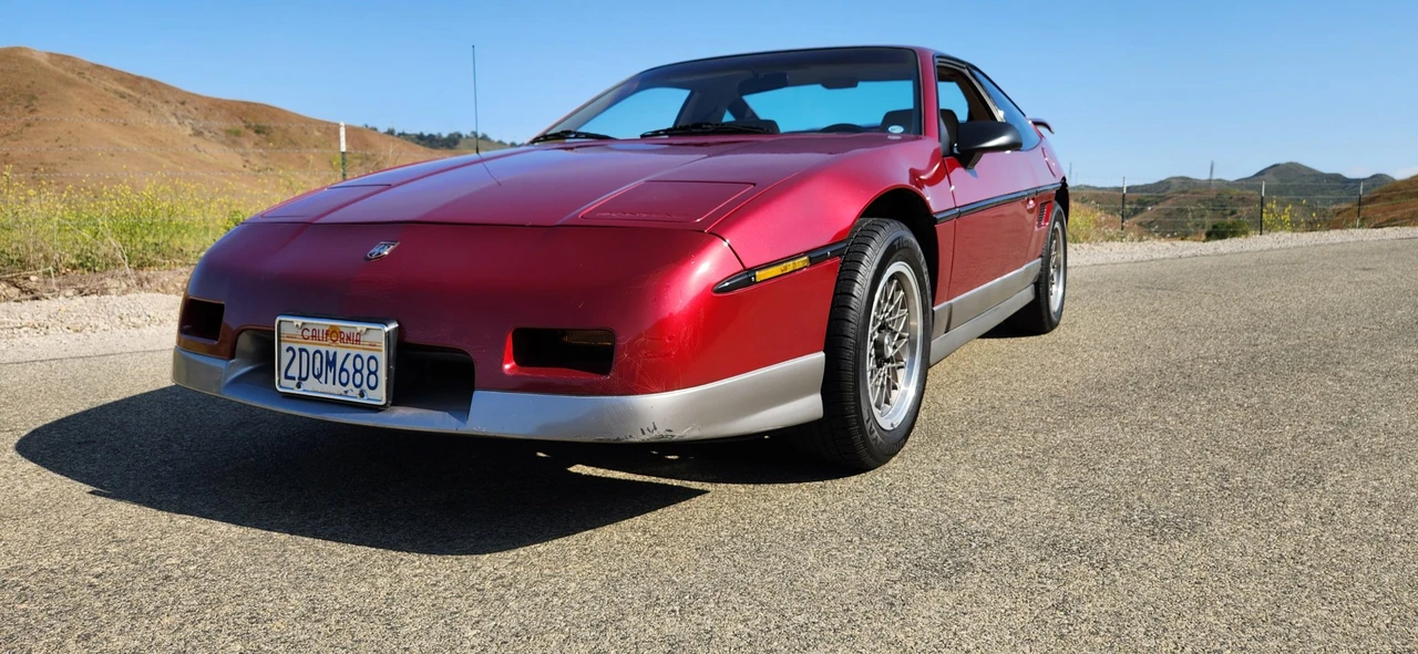 1987 Pontiac Fiero GT - Image 23 of 31