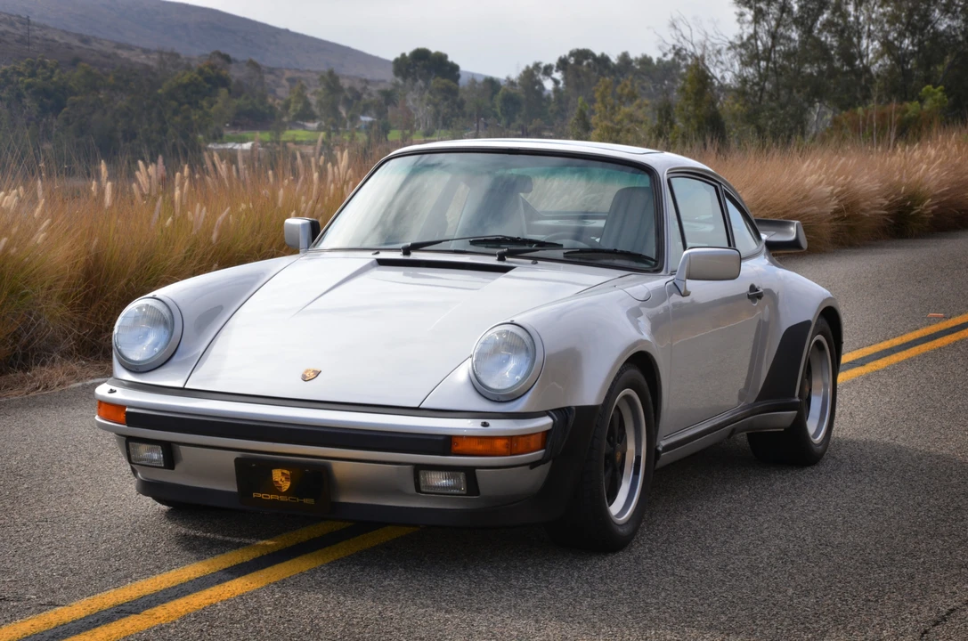 1987 Porsche 930 Turbo - Image 9 of 31