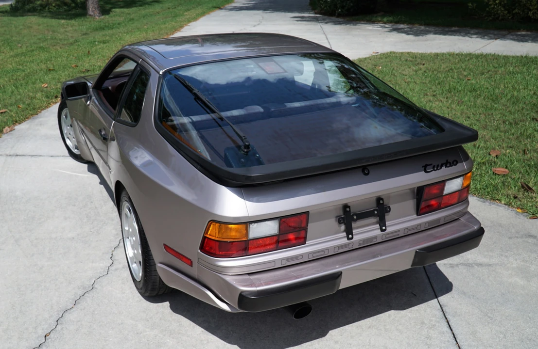 1988 Porsche 944 Turbo - Image 8 of 31