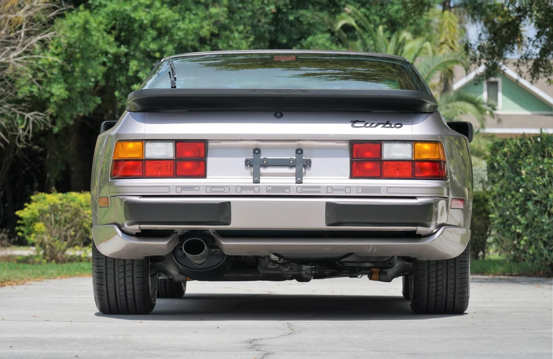 1988 Porsche 944 Turbo - Image 7 of 31